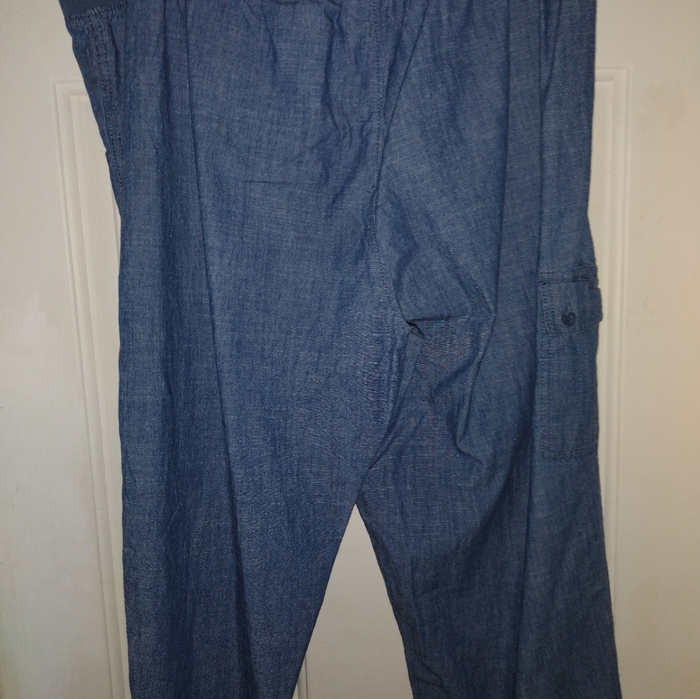 Light weight denim cropped jeans size 16